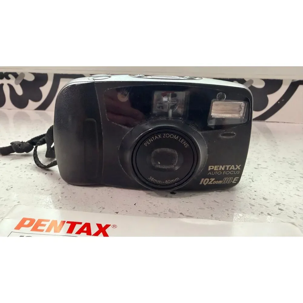 Pentax IQZoom 80-E 35mm Point & Shoot Film Camera 38-80mm Zoom Lens - Tested